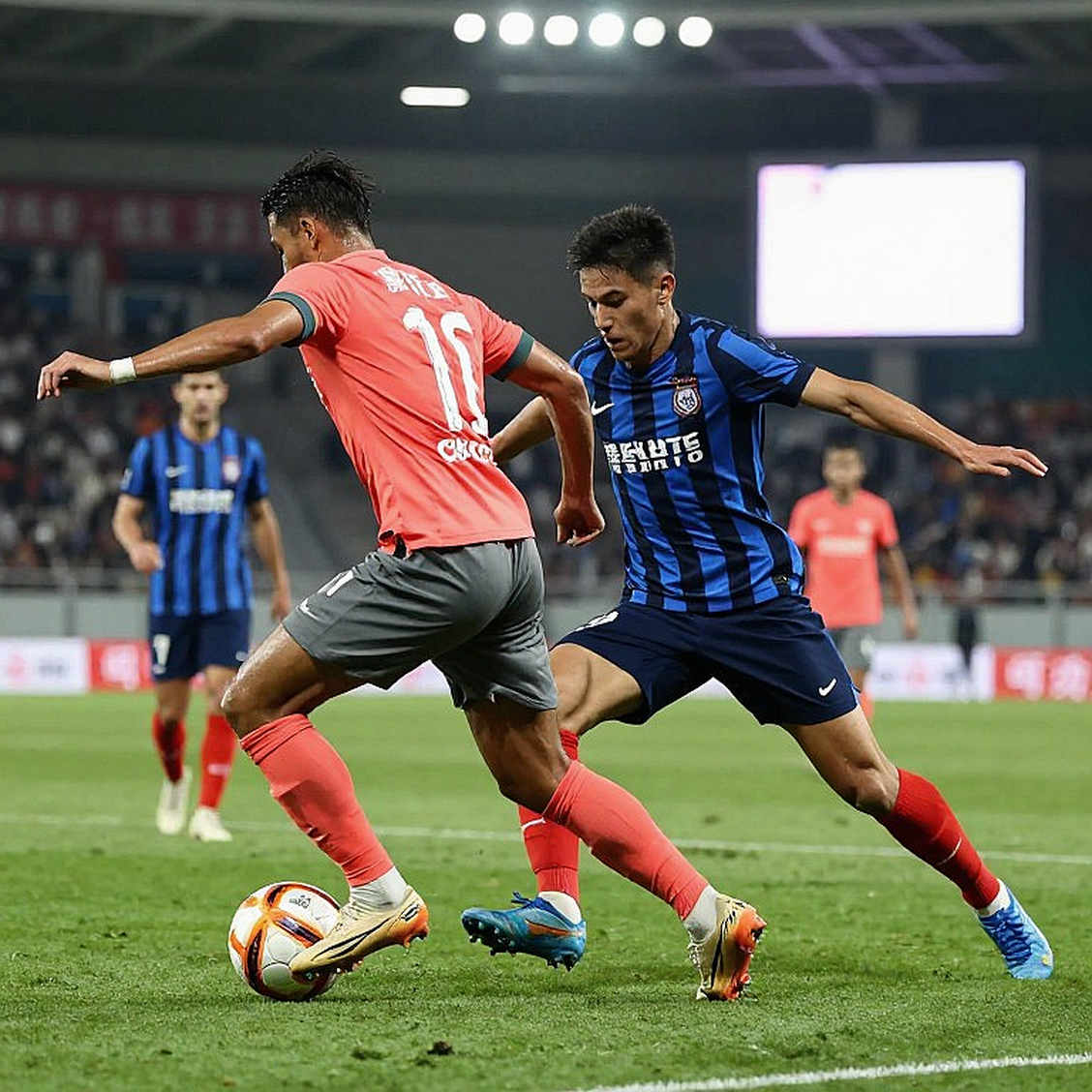 Khoảng trống dữ liệu của V.League: nền bóng đá đang tự đọc mình bằng niềm tin Khoảng trống dữ liệu của V.League: nền bóng đá đang tự đọc mình bằng niềm tin