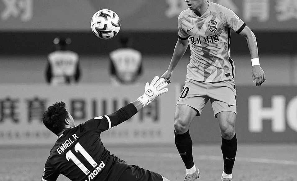 U23 Philippines và ba suất cầu thủ quá tuổi: Việt Nam không nên đọc danh sách theo kiểu tên tuổi