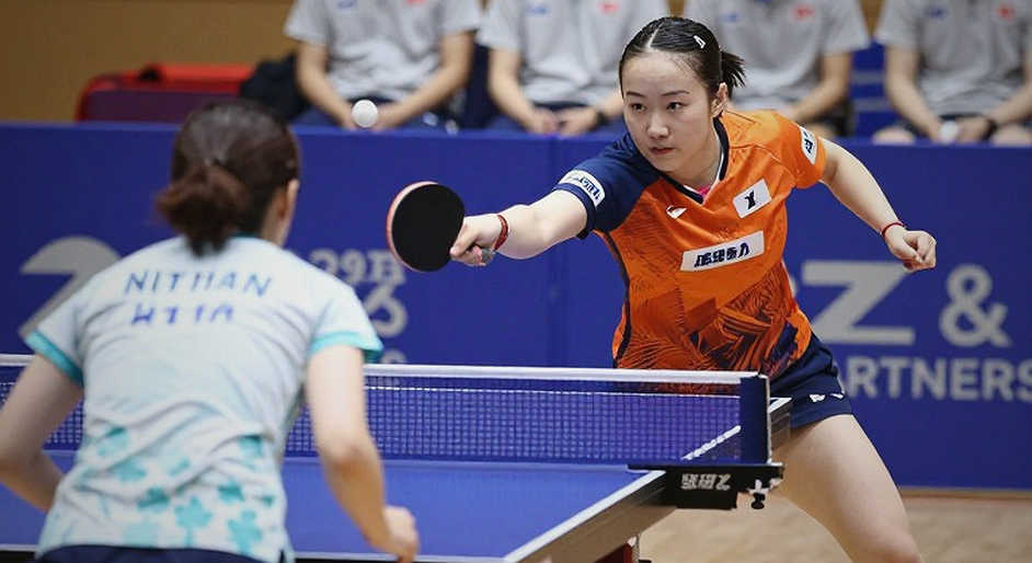 Anna Hursey and the Handshake with Shi Xunyao: A Talent Development Strategy or Just a Fleeting Opportunity?