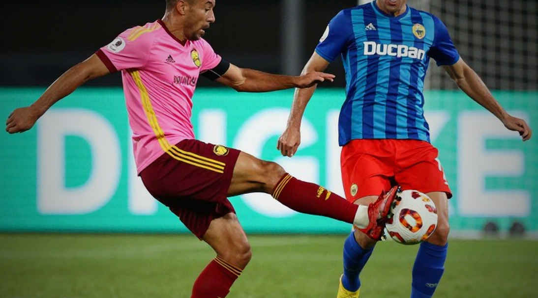 Yannik Mane chấn thương đùi, Borussia Dortmund rơi vào khủng hoảng chấn thương sớm mùa giải Yannik Mane chấn thương đùi, Borussia Dortmund rơi vào khủng hoảng chấn thương sớm mùa giải