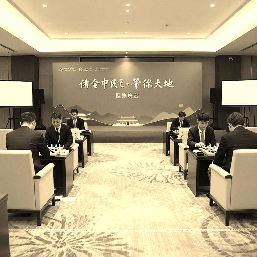 Fyers American Gambits dẫn đầu bảng sau ngày mở màn Global Chess League 2026: Sindarov đánh bại Anand, Maurizzi khéo léo đòn quyết định Fyers American Gambits dẫn đầu bảng sau ngày mở màn Global Chess League 2026: Sindarov đánh bại Anand, Maurizzi khéo léo đòn quyết định