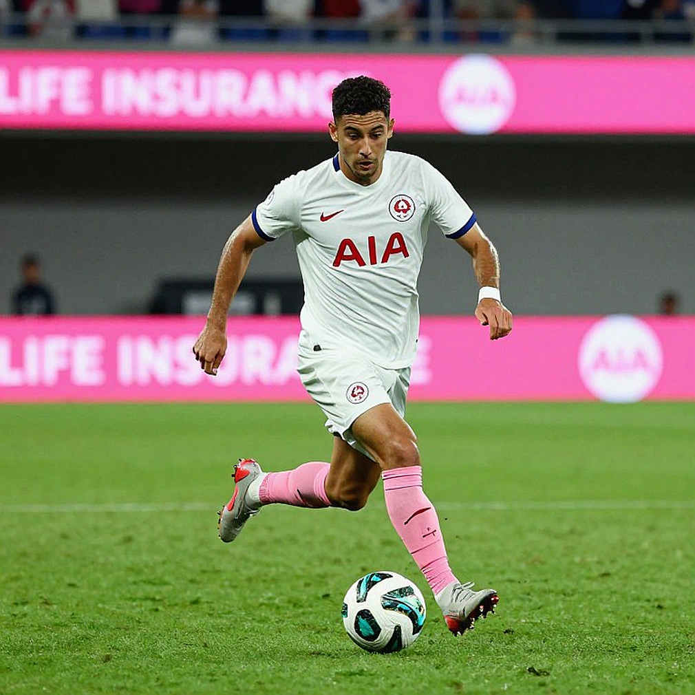 Khi đội tuyển Việt Nam vô địch, V.League vẫn vay mượn ngày mai