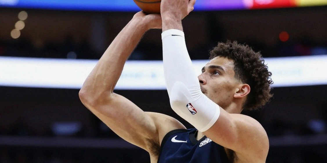 Max Strus So Sánh Duncan Robinson Với Steph Curry: 'Cùng Mức Độ' - Thực Tế Phá Vỡ Đồng Thuận