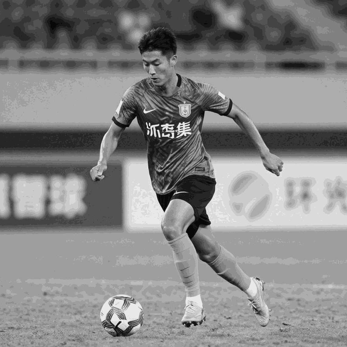 VAR ở V.League: Bàn thắng bị truất, luật đúng nhưng người xem đứng ngồi không yên